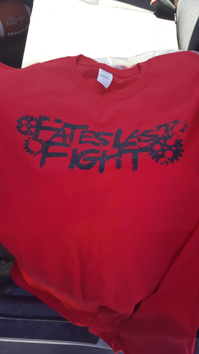 FatesLastFight's tweet image. Hey yall shirts are in 20$$ local 20$+shipping anywhere in the world!!!! DM for yours today sizesM,L,XL