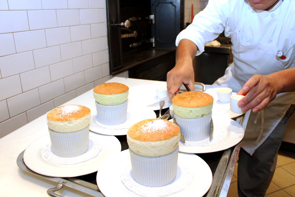 EiffelTowerUSA's tweet photo. Our famous souffles, fresh out of the oven. https://t.co/G64C8jkyhk