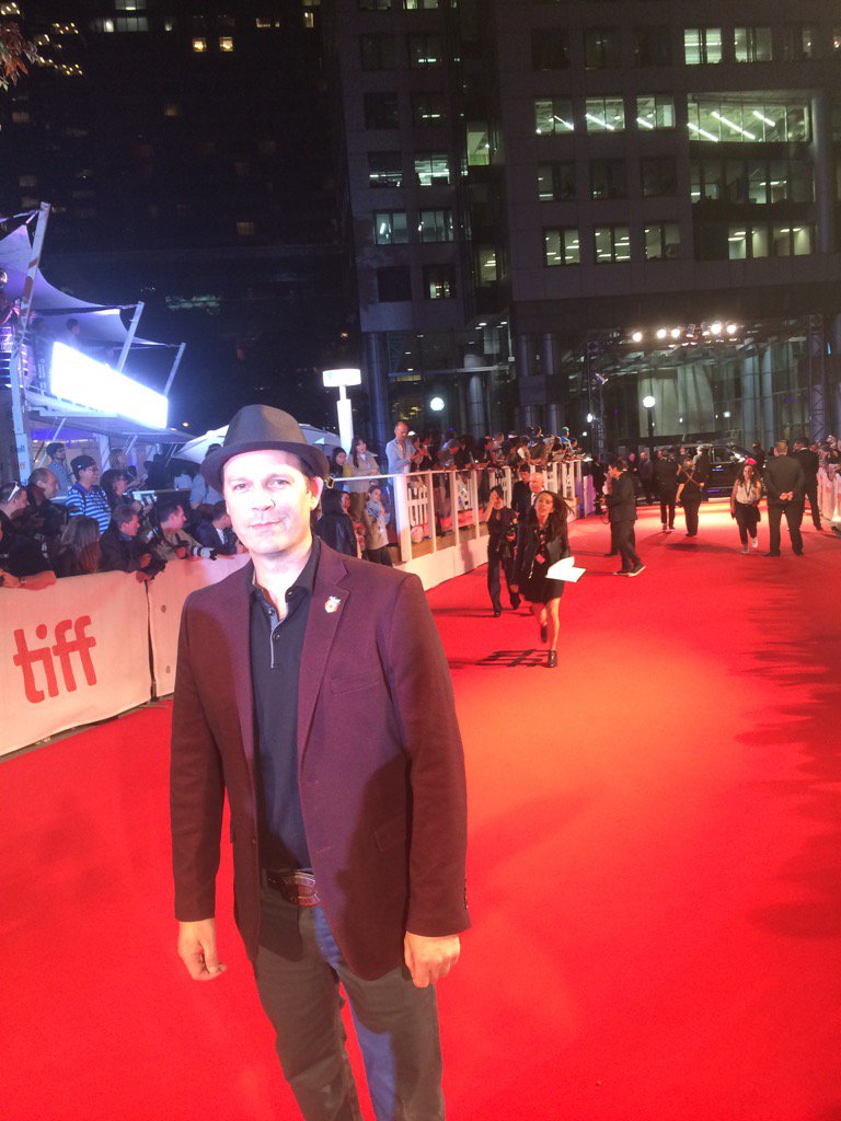 thehipsguy's tweet photo. #tiff red carpet https://t.co/SLJ83gab56