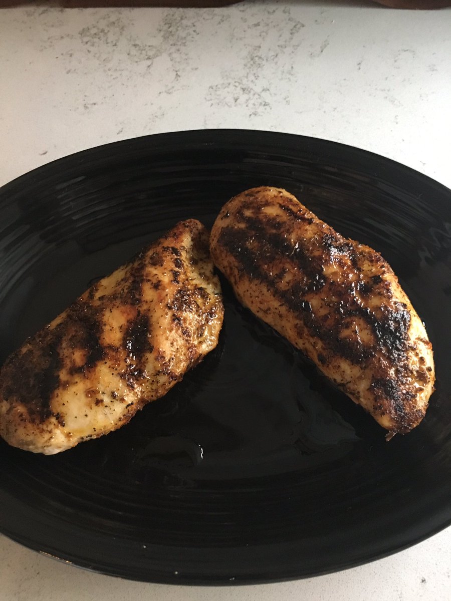 GrillFather99's tweet photo. Tasty Tip: Cajun Blackened Chicken Breasts. YES! Juicy chicken with the Lynx sear burner! Make grilled chicken great again! #lynxgrills https://t.co/gUxl44TCzY