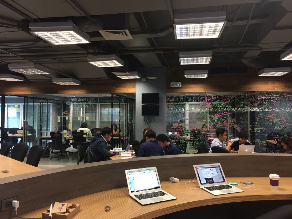 rapplerdotcom's tweet photo. Good morning! The #HackSociety workshops start today, here at the Rappler HQ! Learn more about the event here: https://t.co/uzz0b0nnXs https://t.co/VpmrT8UQ2U