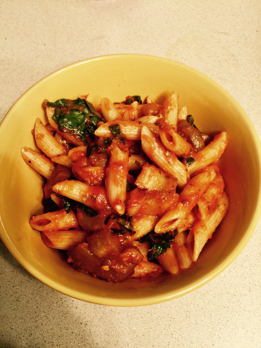 TheeAloofGenius's tweet photo. Eggplant & Spinach pasta!!!
Not only was it delicious, all the ingredients came up to under $5
#PlantBasedGod #BlackVegan https://t.co/GdK82fFQdG