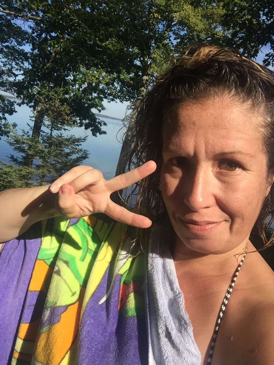 mamadramabear's tweet photo. Swimming in September #turtlepower #ohthedrama https://t.co/Hh8gBuh93J