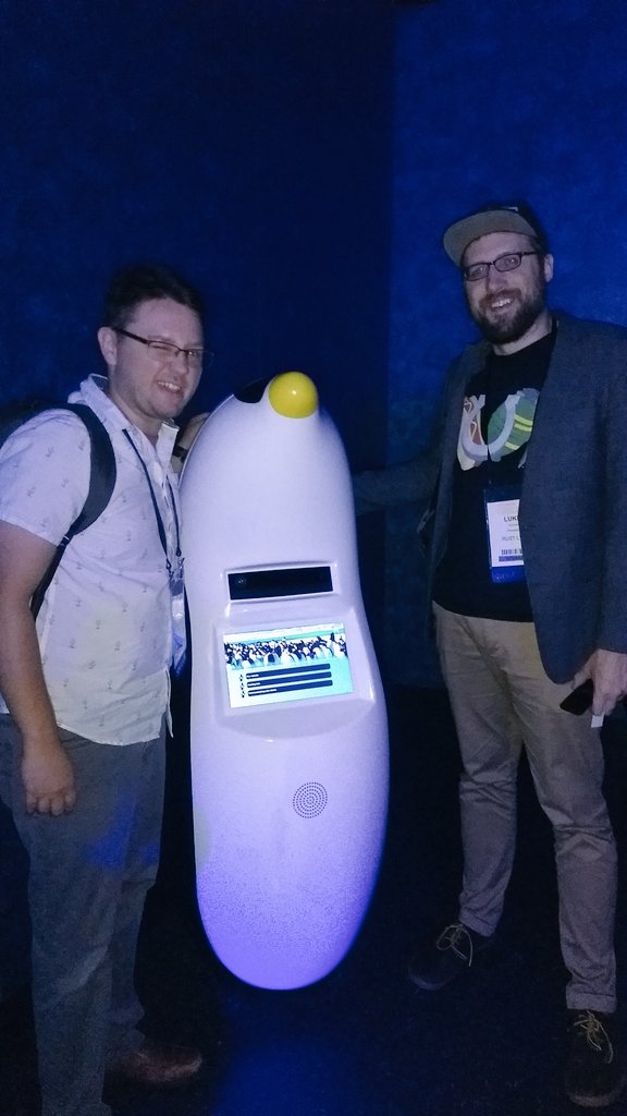 AdamLiszkiewicz's tweet photo. Conference update: we made friends with a robot penguin. #FOIL2017 #VegasThings https://t.co/wF2IdWrnBg