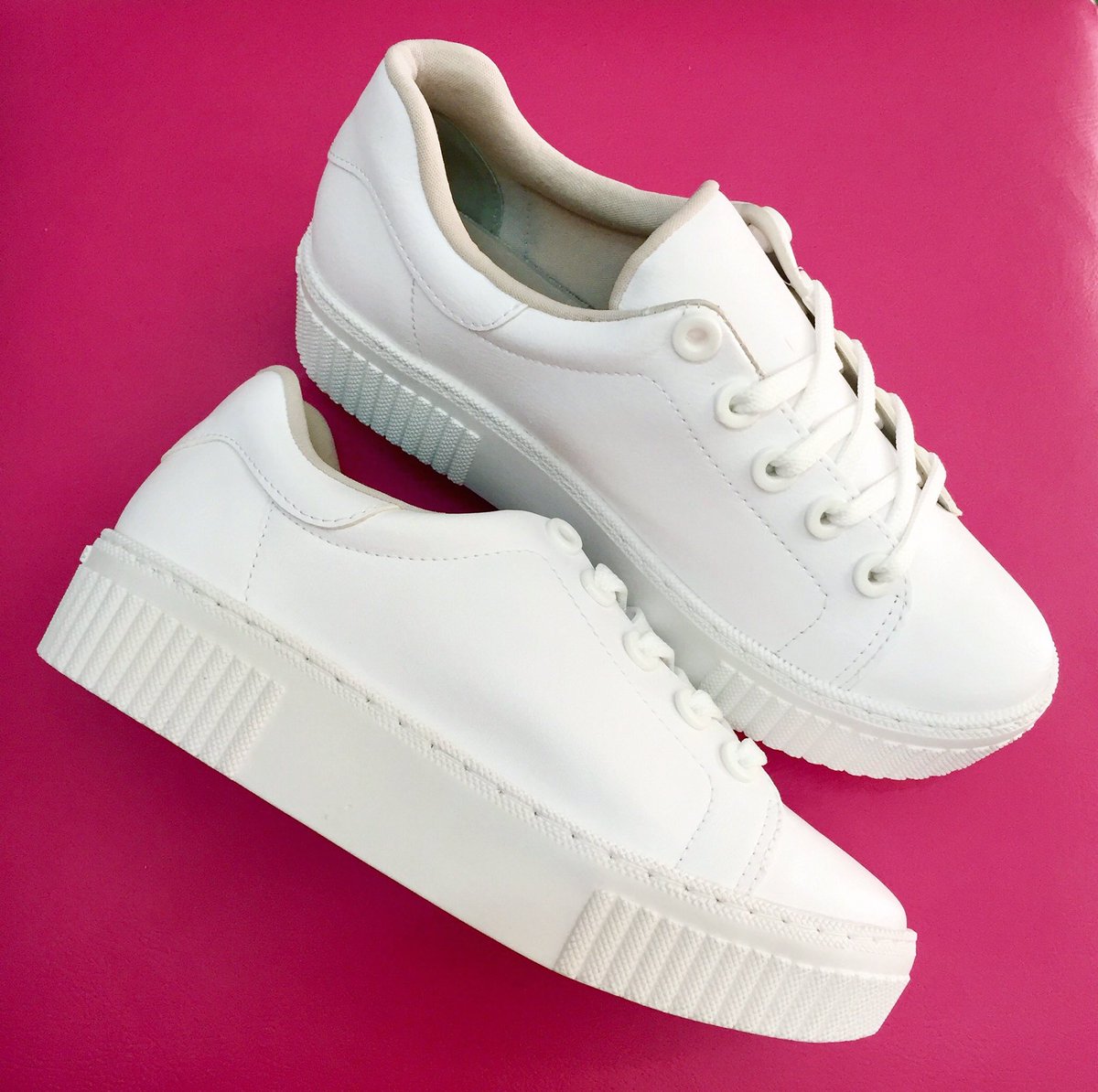 NewCharm_'s tweet photo. #viamarte #looknewcharm #charmvirtual #lojaonline #lojasfísicas #Jacupiranga #Pariquera #Registro #modafeminina #flatform #moda 😍😍😍 https://t.co/zG7REz8D63
