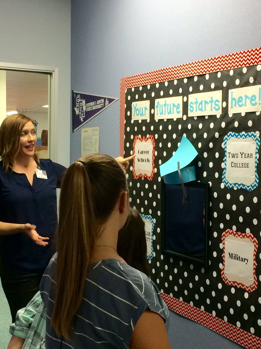 KEreadingpower's tweet photo. The amazing @mrspkeith encourages our students to dream big and embrace their future career paths. #beKeith @CFISDKeith https://t.co/fd9GjnWcPw