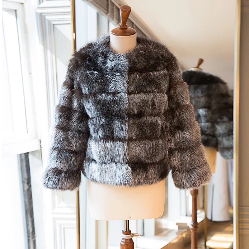 Fursonly_office's tweet photo. Check out this gorgeous silver plated Sable fur jacket, exclusive for this winter ❄️ in #Fursonly https://t.co/xf0XdX2tRW https://t.co/Q94CZ8T6VM