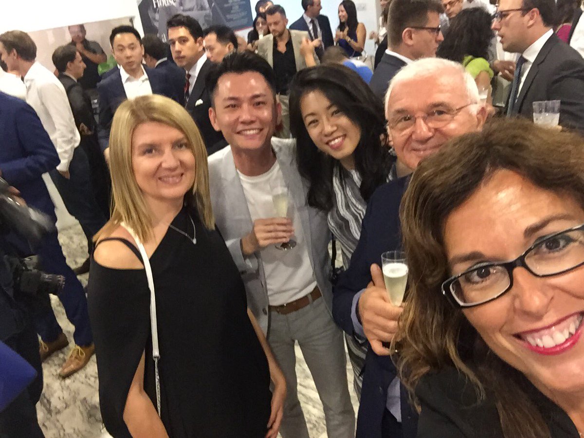 NadiaStefanel's tweet image. Il nostro vernissage a #Singapore!! #motorvalley @Monica_Zoli @RobGrilli