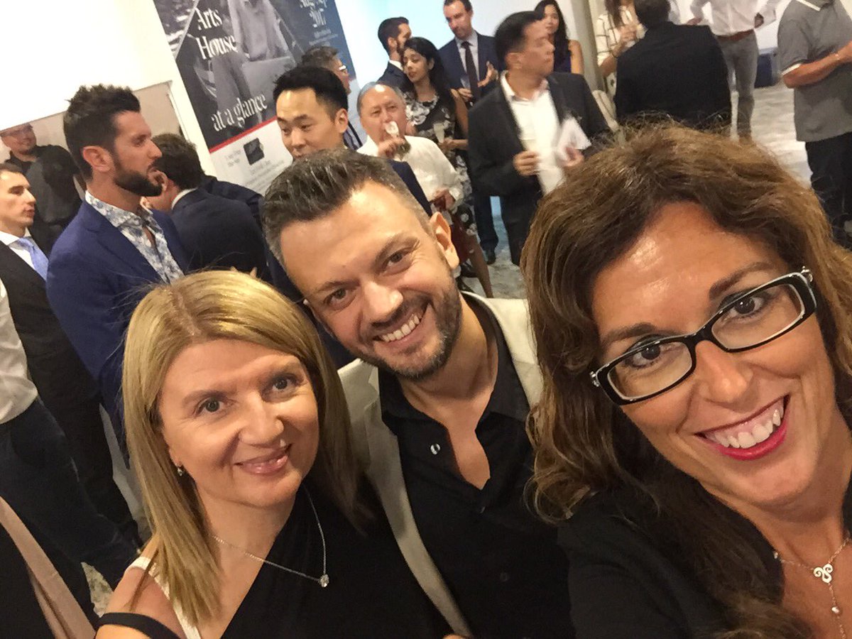 NadiaStefanel's tweet image. Il nostro vernissage a #Singapore!! #motorvalley @Monica_Zoli @RobGrilli