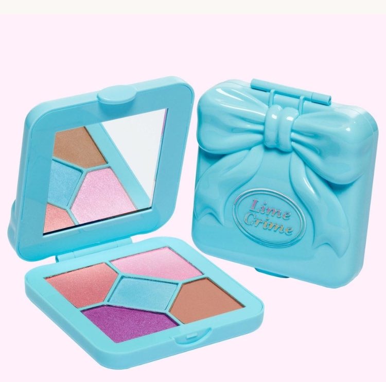 AkeruFeed's tweet image. พาเลทอายแชโดว์ #pocketcandy limecrime ได้ inspiration ของเล่นยุค 90's น่ารักเว่อร์จะไม่พลาดได้ไง #AkeruFeed #ไว้รีวิวห้ามขายของของโว้ยย
