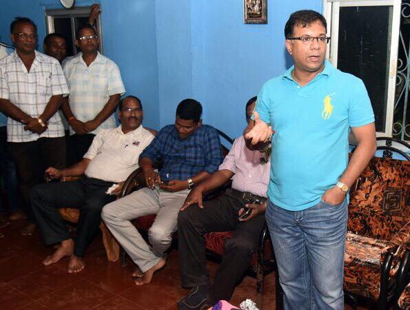 visrane's tweet image. Special moments in #Usgaon will do my best for the upliftment of our people really touched by love and affection.
