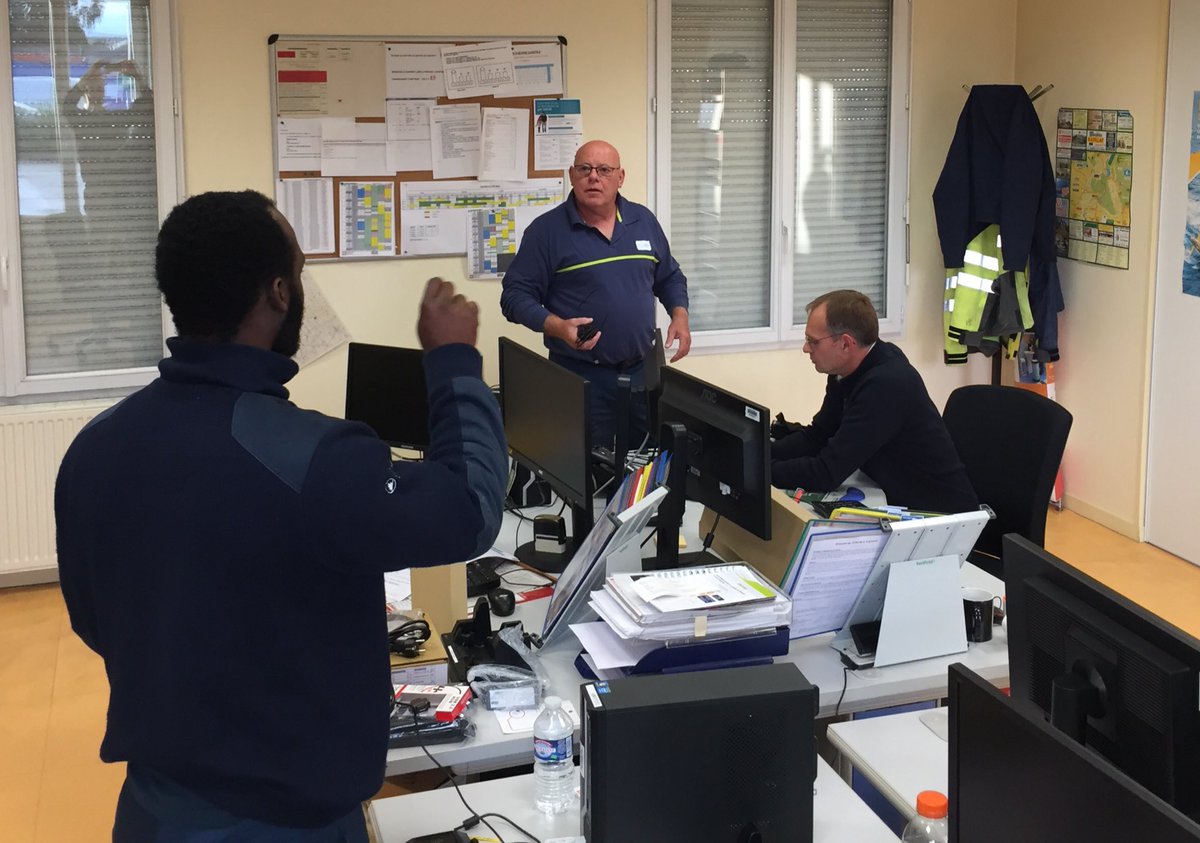 EOAI Normandie ; c'est parti @grdf_nordouest On démarre par l'installation des tablettes &amp; le chgt d'astreinte à Argentan ! Just do it... 🚀