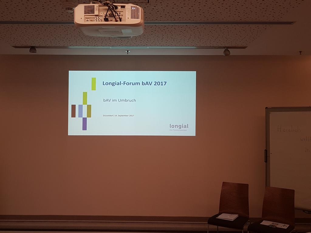 StahlRente's tweet photo. Gleich Start longial Forum bAV 2017 #lFbAV2017 Freuen uns auf spannende Vorträge! https://t.co/3d2sZtZGY7
