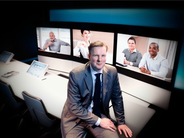 #channelweb Oprichter Visionsconnected gaat weer op avontuur: Raymond Alves startte in 2007 met Visionsconnected,… dlvr.it/Pmxz0k