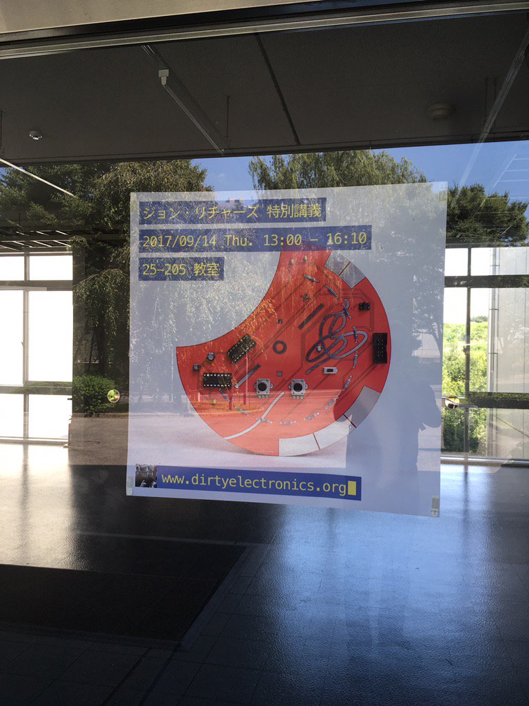 Great welcome at Tama Art Uni.  Visions of a new hybrid artist engineer! <a href="/tamabi_kikaku/">【12/14（日）は建築・環境オンライン講義】多摩美術大学/ Tama Art University</a> <a href="/hemokosa/">akihiro kubota</a> <a href="/feathersflys/">Jack Featherstone</a>