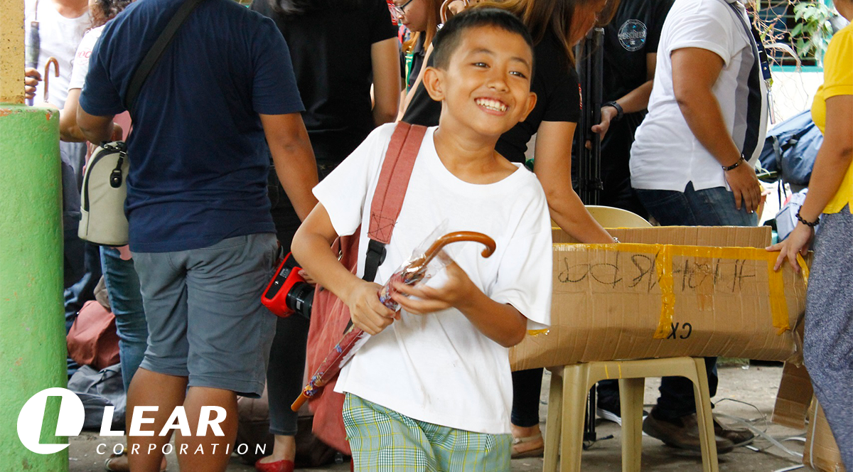 LearCorporation's tweet photo. 2 weeks after launching programs for a #Lear100 celebration, Lear #Philippines has donated 129 books & over 200 slippers to local children. https://t.co/uvVZyuZOQJ