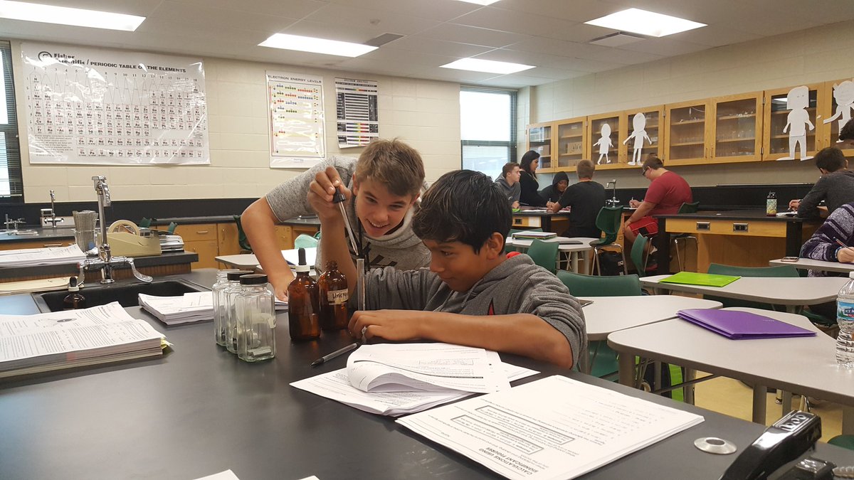 CLSChem's tweet image. Using Density to identify an unknown liquid. #CLSEngaged #Chemistry #D=M/V