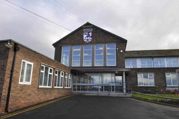 BAdvertiser's tweet image. Could this be the way forward for Berwick Academy? @AlexisWiddowson 

berwick-advertiser.co.uk/news/berwick-a…