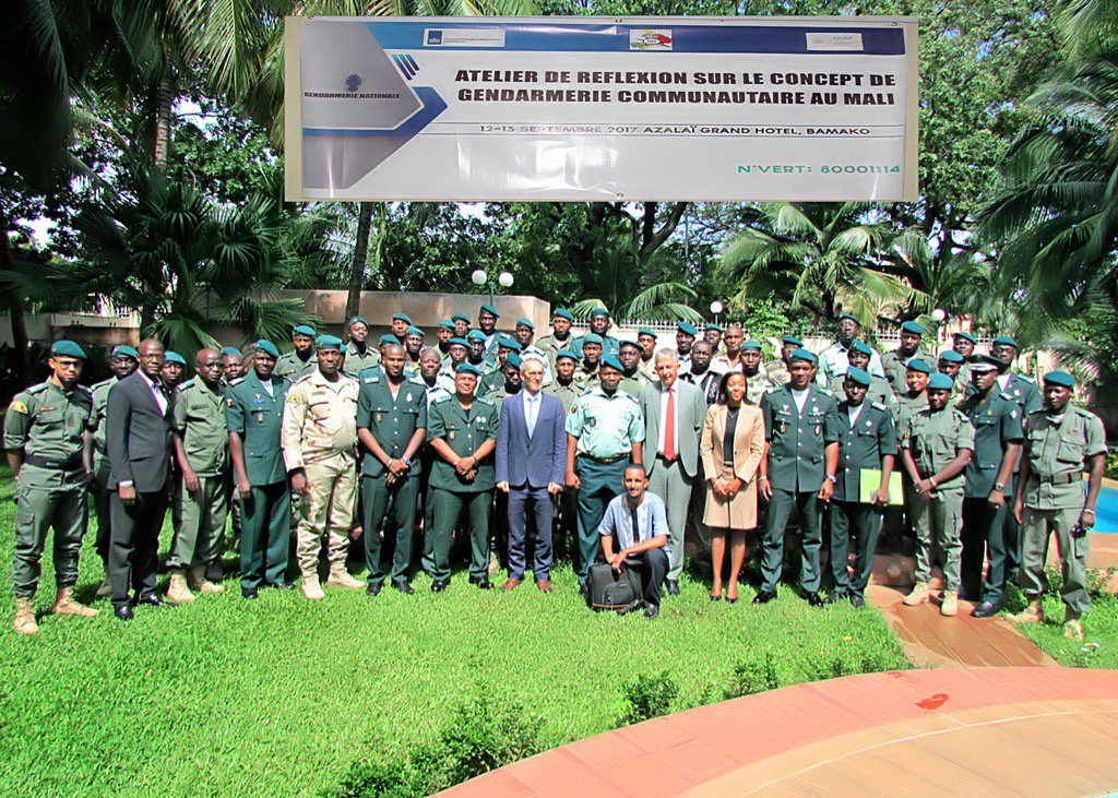 Police and Gendarme #Mali want to respond better to security needs of the population. Supported by #NL and #DCAF