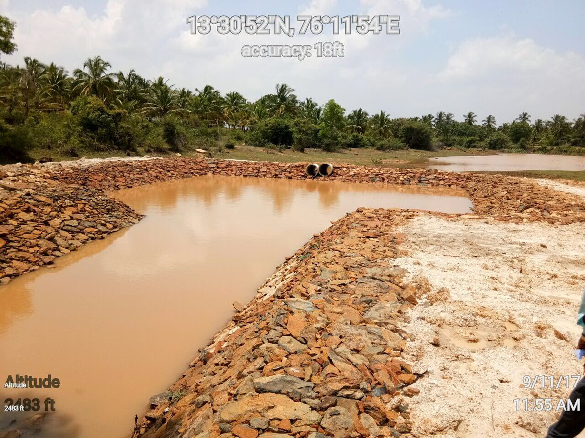 Gurudev's tweet image. Vedavati, a river which existed only on paper, flows once again after a long time to the delight of the farmers.