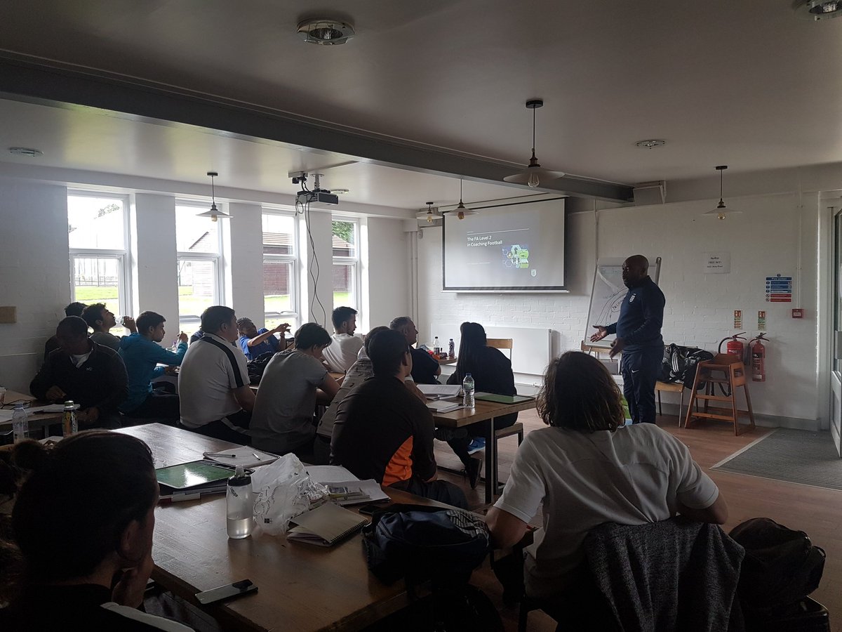 AmateurFA's tweet image. FA Level 2 course - discussing how to identify skill &amp;amp; the player experience #developingcoaches
