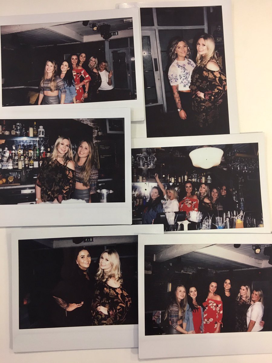 CalibreTweets's tweet photo. #ThrowbackThursday When the Calibre Girls hit the town and went to @Revs_CallLane #cocktails #Leeds #workladies #recruitmentlife https://t.co/B2i9NGHipm