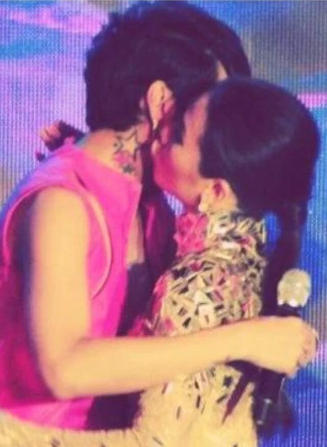 avocadolsen's tweet photo. there are not enough days in a lifetime, nor is a lifetime long enough to give you all of my love~

ily soo much 💛 @anakarylle @vicegandako https://t.co/iOj9WkD5B4