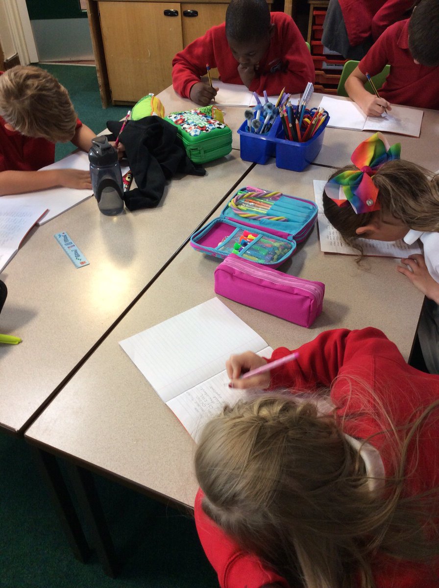 WooldaleJ4M's tweet photo. We're about to have our first spelling test of the year... wish us luck! 🤞🏽 #spelling #test #fingers crossed https://t.co/Mjkh04EYXG