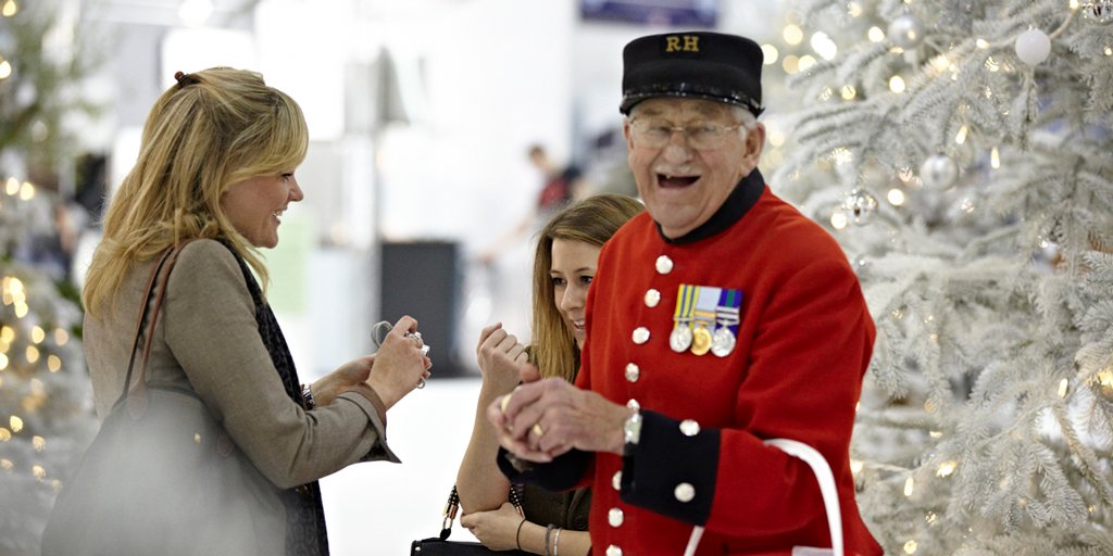 ArmyBenFund's tweet image. The #NewTenPoundNote is out today! Where are you donating your #firsttenner? #SupportOurSoldiers &amp;amp; donate to our volunteers across #London!