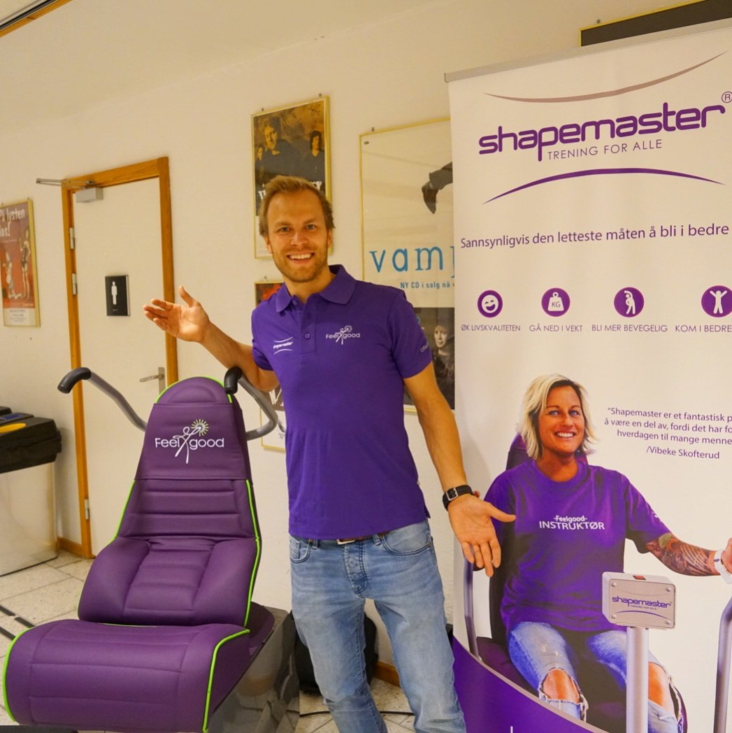 Shapemaster_Nor's tweet photo. I dag er vi på seniorkonferansen i regi av ModumKommune. Her skal vi vise de som er født i  1941-42 hvordan Feelgood kan gi de bedre helse. https://t.co/T409fH4652