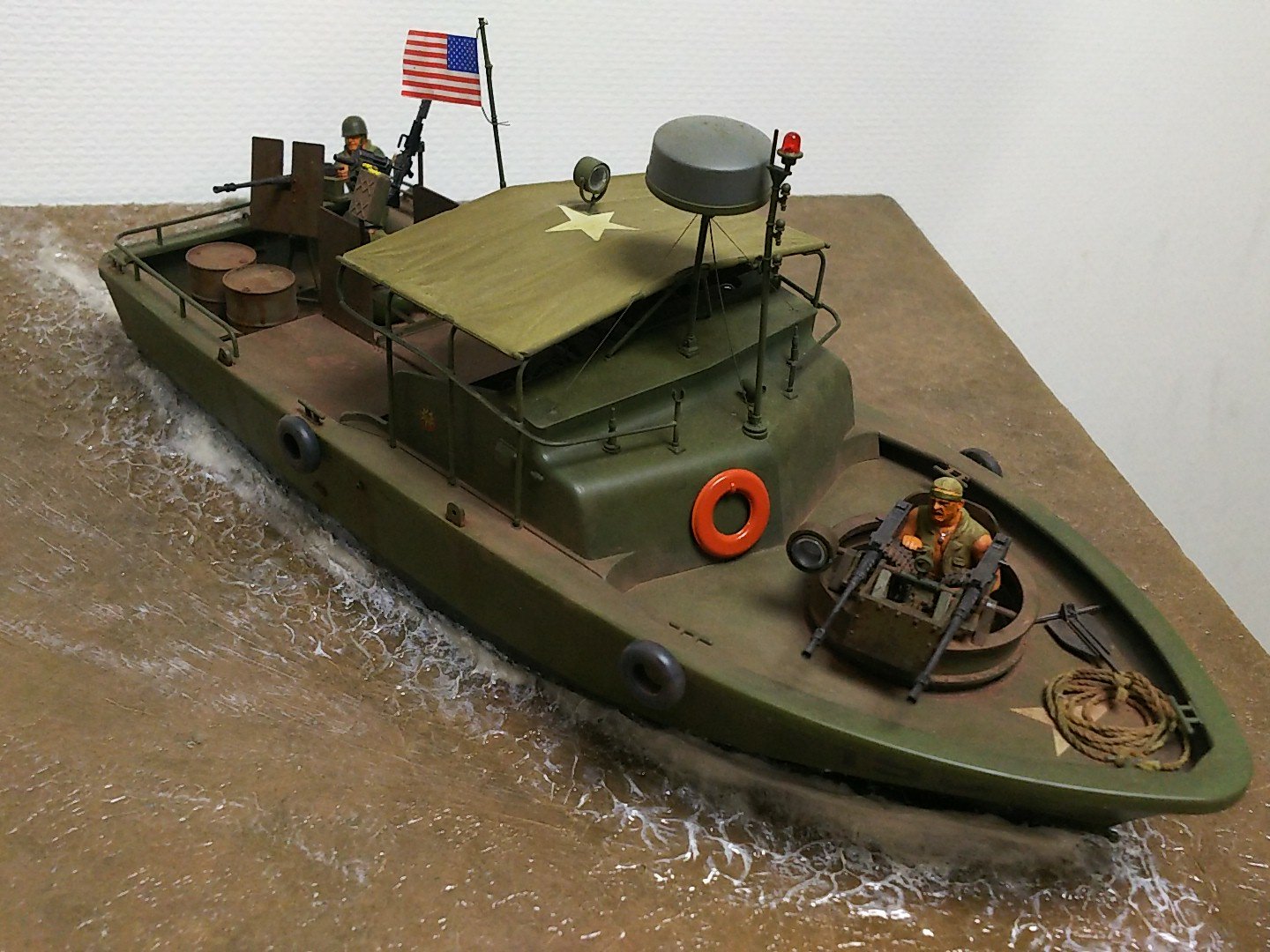 1/35 タミヤ 米国海軍高速河川哨戒艇PBRピーバー「ベトナム戦争i時