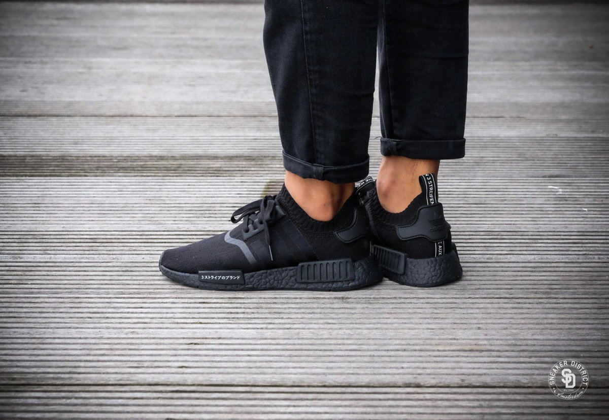 nmd triple black uk