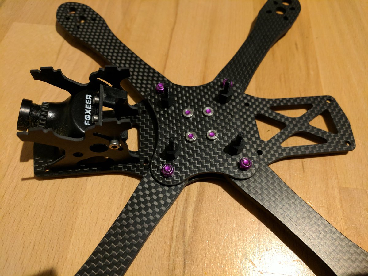 taly_fpv's tweet photo. After killing an arm of my AstroX I just started a new build. This time it will be an #Alien with #Hypetrain Motors from #RotorRiot. #fpv https://t.co/WeItF9m2e4