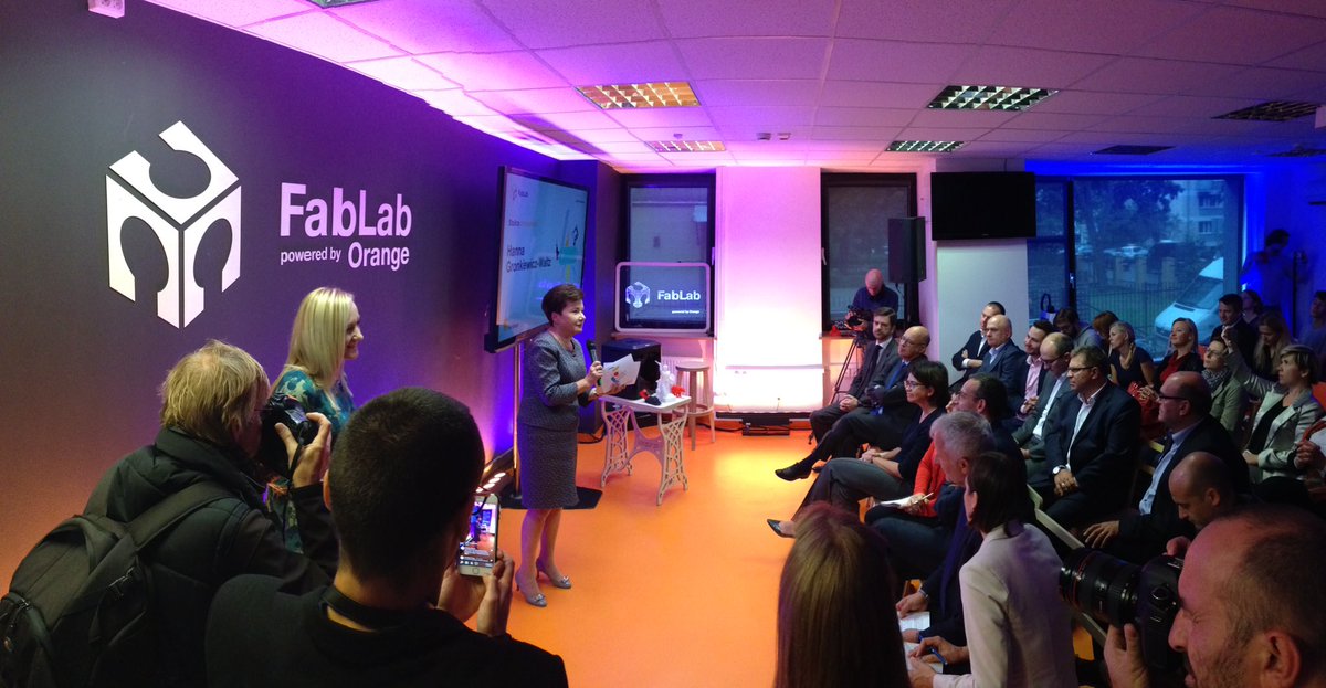 hannagw's tweet photo. Cieszę się, że pierwszy w Polsce #FabLab powstaje w @warszawa. To w takich miejscach nowe technologie spotykają się z kreatywnością. https://t.co/6cP7uRbmGV
