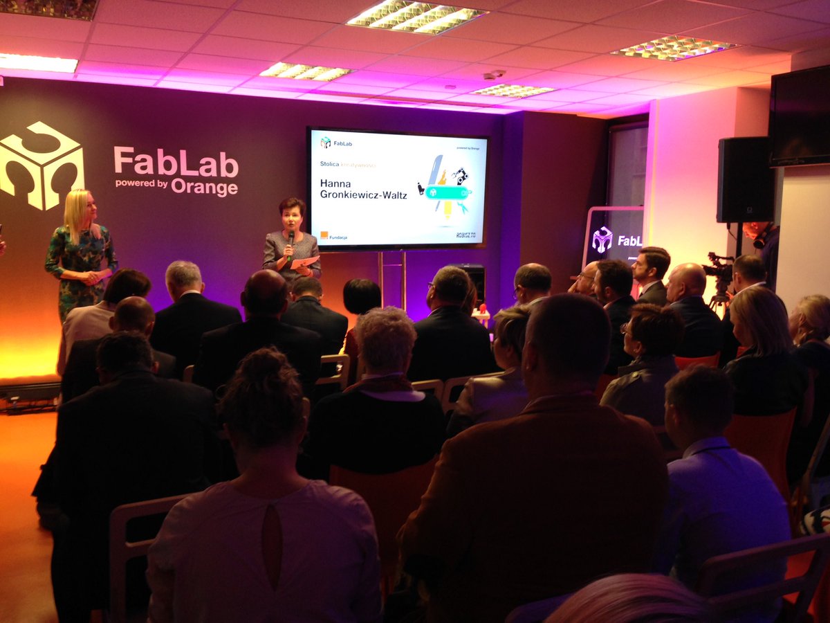 hannagw's tweet photo. Cieszę się, że pierwszy w Polsce #FabLab powstaje w @warszawa. To w takich miejscach nowe technologie spotykają się z kreatywnością. https://t.co/6cP7uRbmGV