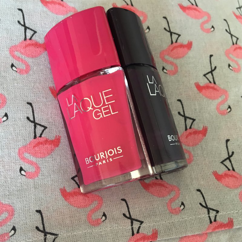 ¿Uñas bicolor? ¿Qué diseño harías con los esmaltes #LaLaque que te proponemos?