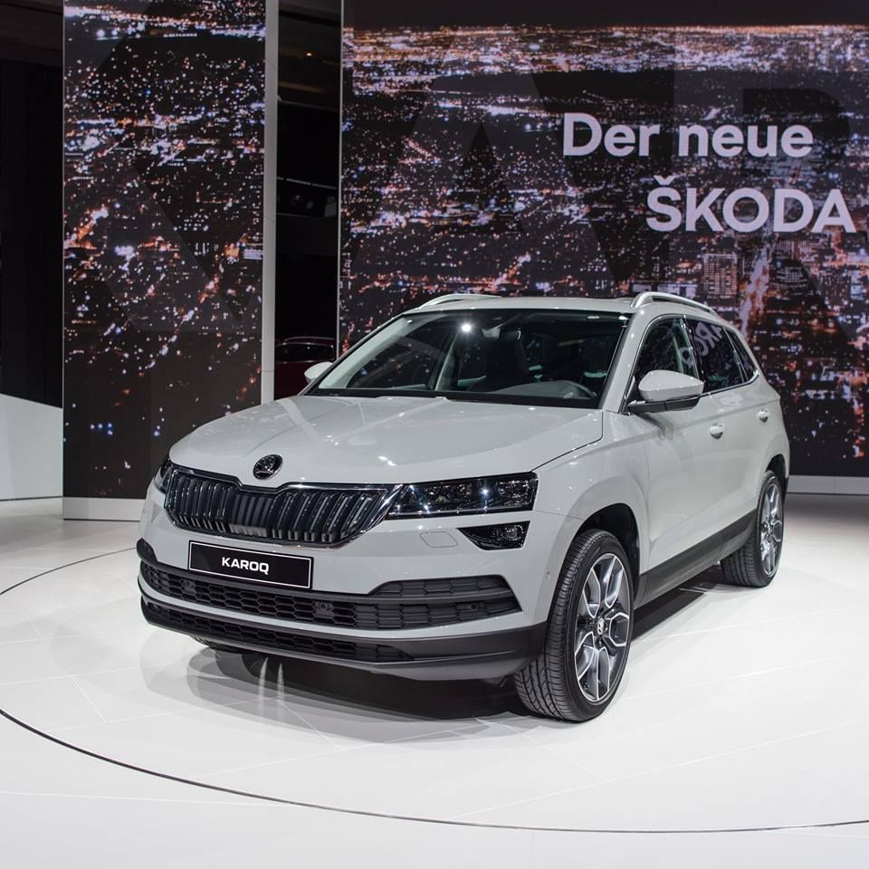sanmazuin's tweet photo. [#SalondeFrancfort]
#Skoda en profite pour dévoiler le #KAROQ, un nouveau #SUV
➡ https://t.co/A6aEMJZrKZ
#francfort #salon #automobile #car https://t.co/nna6YQKAVz