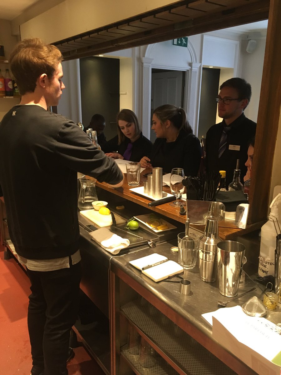 MaidsHeadHotel's tweet photo. Cocktail training! Come and test our food &amp; beverage team on their skills this weekend! #cocktails #mixing #Teamwork #rum #vodka #gin https://t.co/6JdjlDaavh
