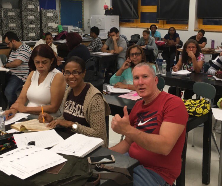 SarahScrogin's tweet photo. A whopping 39 adult Knights turned out to ESL classes this week. Thanks to @PhippsNY &amp; OACE Knights learn day &amp; (k)night! #CommunitySchools https://t.co/zVwLPSdlhk