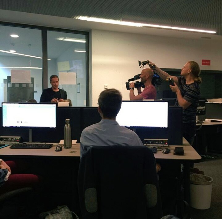 CSS_Passau's tweet image. Unser Professor @RaHo66 hatte heute Besuch von @rtl_aktuell und wir waren natürlich auch mit dabei!

#css2017 #EntwederOder