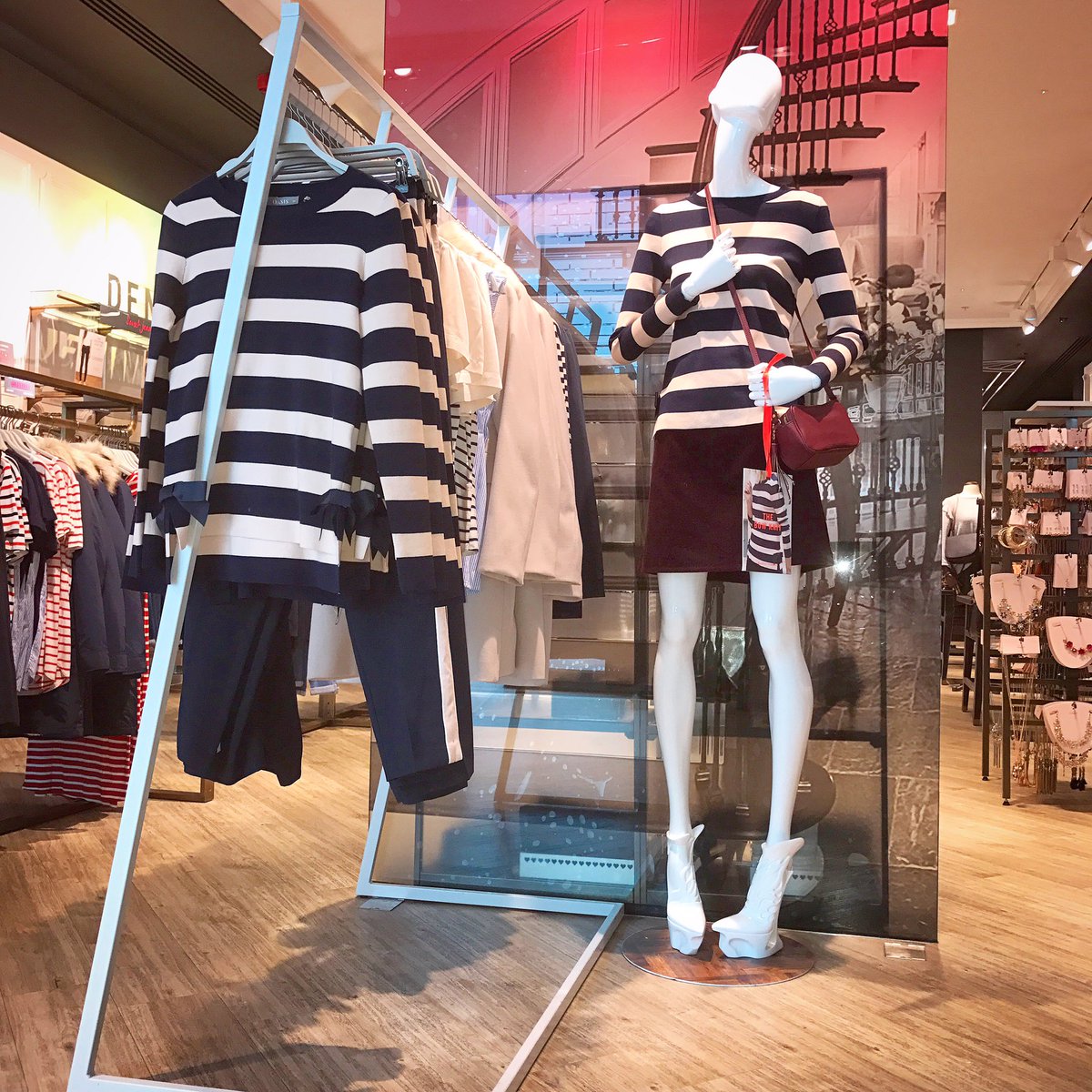 This weeks capsule is inspired by Navy, Cream and Stripes... why not try our Bow Knit Jumper this Autumn.