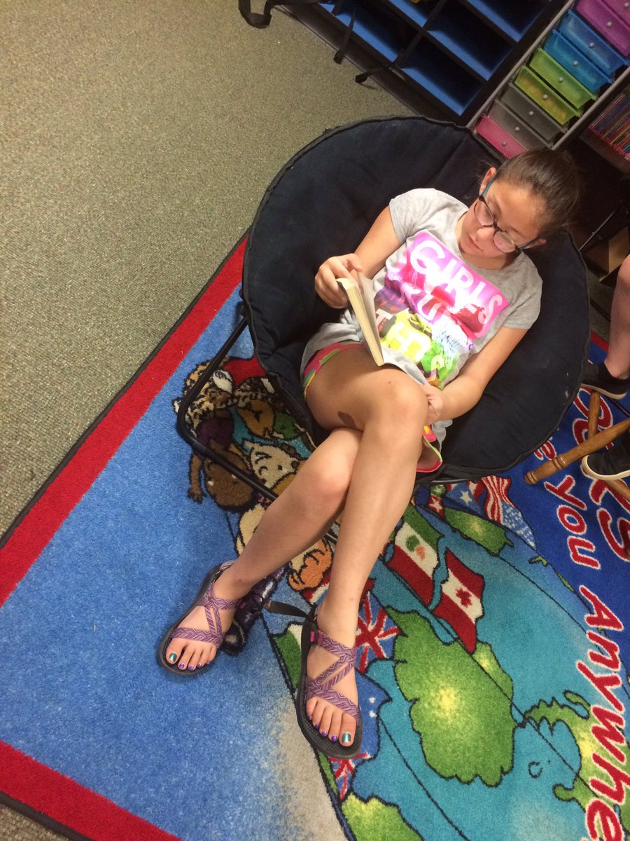 Alma_MissTate's tweet photo. Read to self time is our favorite part of the day! #KidsAreReading https://t.co/qEdNeMf37k
