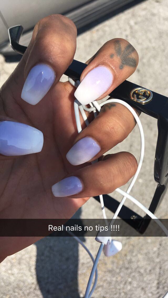 ProRaqi's tweet image. I'm happy with how far my 11,874th time trying to grow out my natural nails is turning out! #NoTips #Gucci