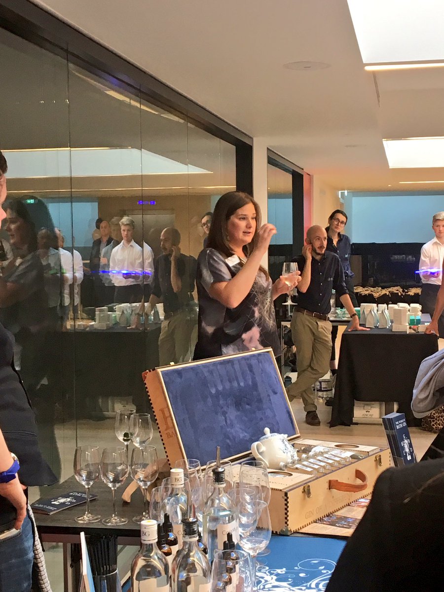 BathLifeMag's tweet photo. The @ApexHotels in Bath is packed tonight for @tasteofbath's Business Gifting Launch #BathBox https://t.co/eMpSHpixSX