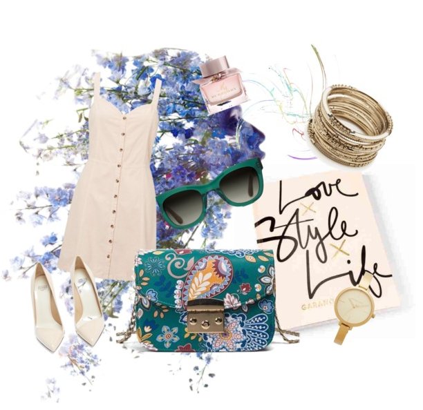 Floral outfit with Azzurra.
Azzurra. Sky blue in Italian. It will take to the sky.😍