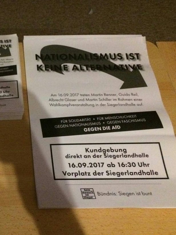 Samstag nichts vor? Kommt zur Kundgebung in #Siegen an der #Siegerlandhalle um 16:30 gegen die #AFD 
#krönchentohell #unisiegen