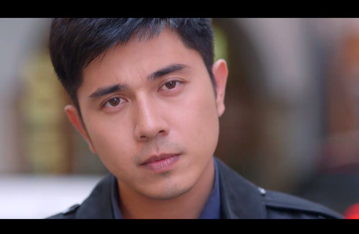 piaNtimbol's tweet photo. How can I not follow you? #TPOFStalker #ThePromiseOfForever @mepauloavelino https://t.co/pskHFn5fxd