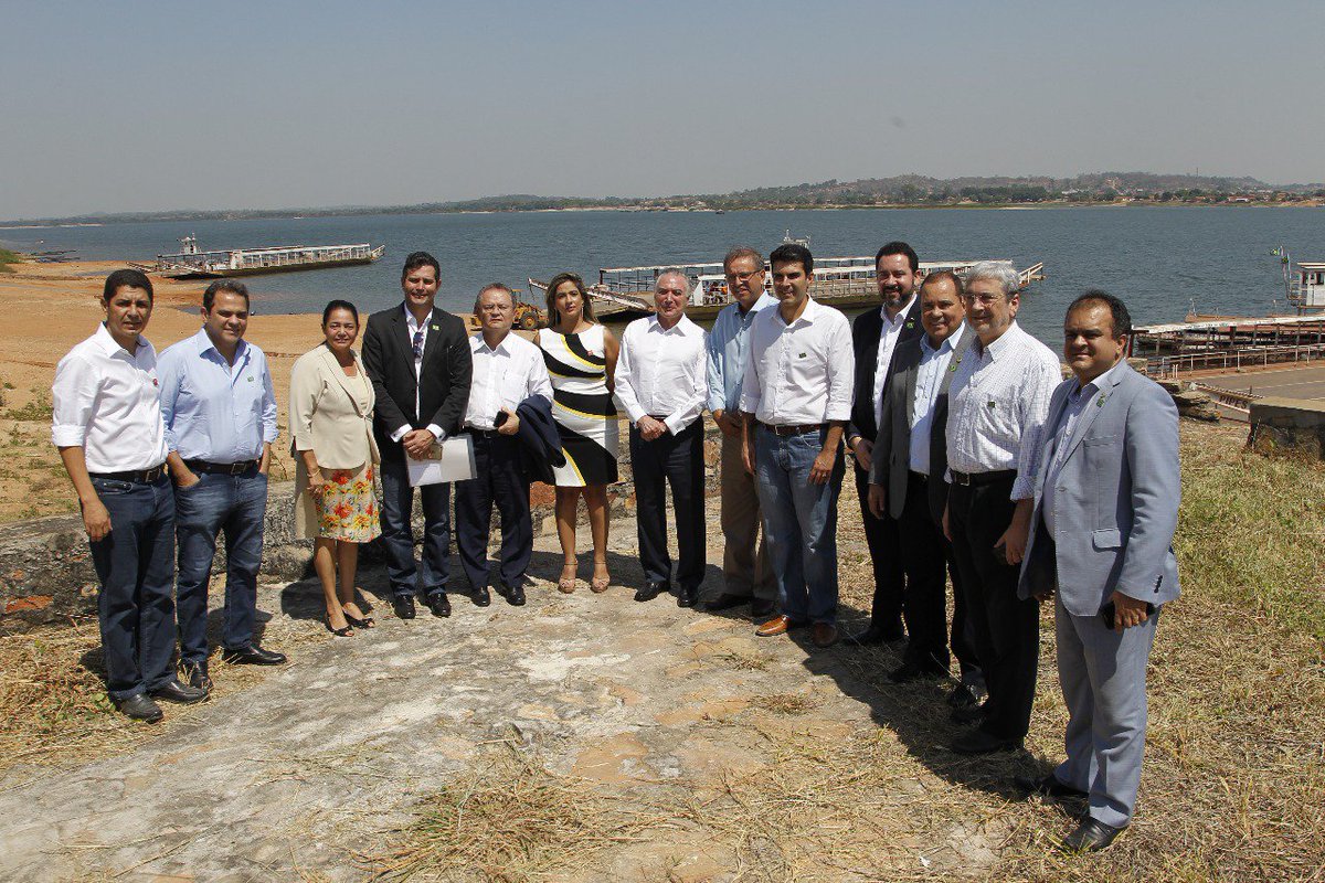MichelTemer's tweet photo. Chegamos em Xambioá (TO) para o lançamento das obras de construção da ponte sobre o Rio Araguaia que liga o estado ao Pará. https://t.co/ik9A4fM5Uk