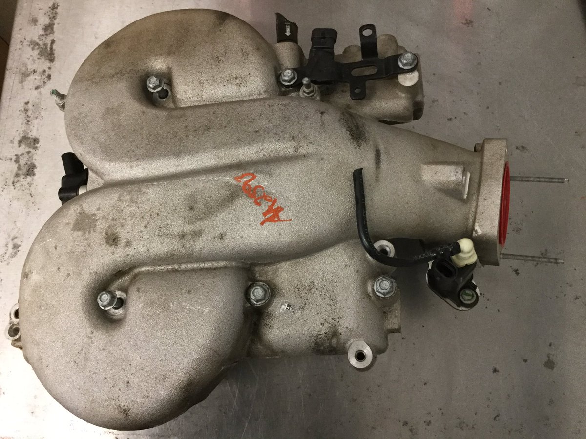 TriStateAutoSal's tweet image. 2006-2007 Chevrolet 3.9L, upper intake manifold.
ebay.com/itm/2324881611…