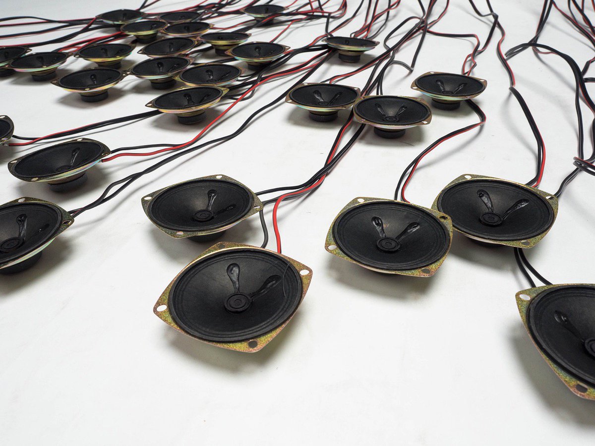 creativeapps's tweet photo. Oh my ( ) –  Calling for GOD in 48 languages using Twitter API → https://t.co/YS1tsBhljx https://t.co/UkQTbCK0ur